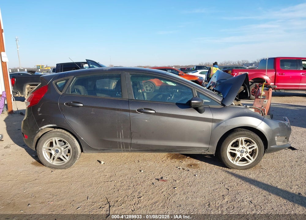 2018 FORD FIESTA SE VIN: 3FADP4EJ5JM128082