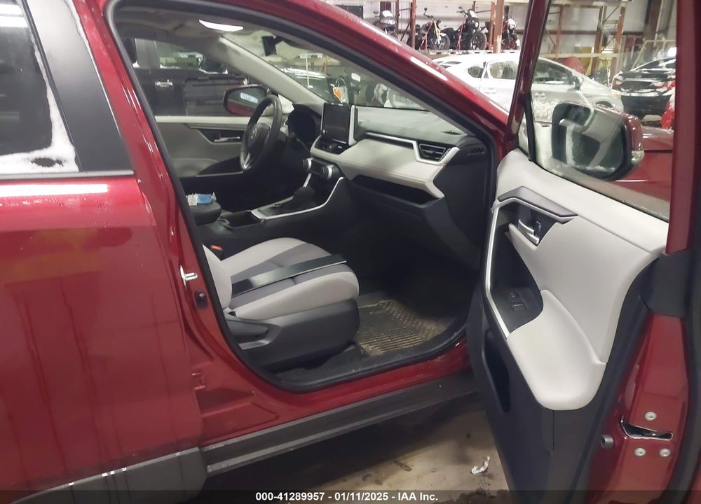 2024 TOYOTA RAV4 HYBRID XLE VIN: JTMRWRFV2RD246969