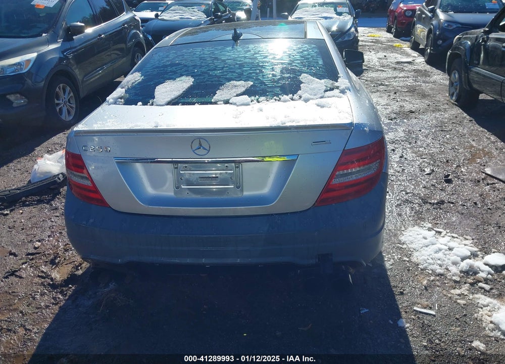 2015 MERCEDES-BENZ C 250 VIN: WDDGJ4HB5FG398188