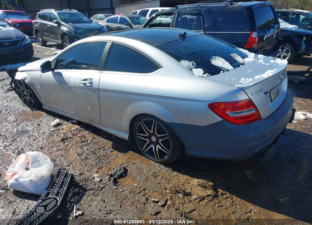 2015 MERCEDES-BENZ C 250 VIN: WDDGJ4HB5FG398188