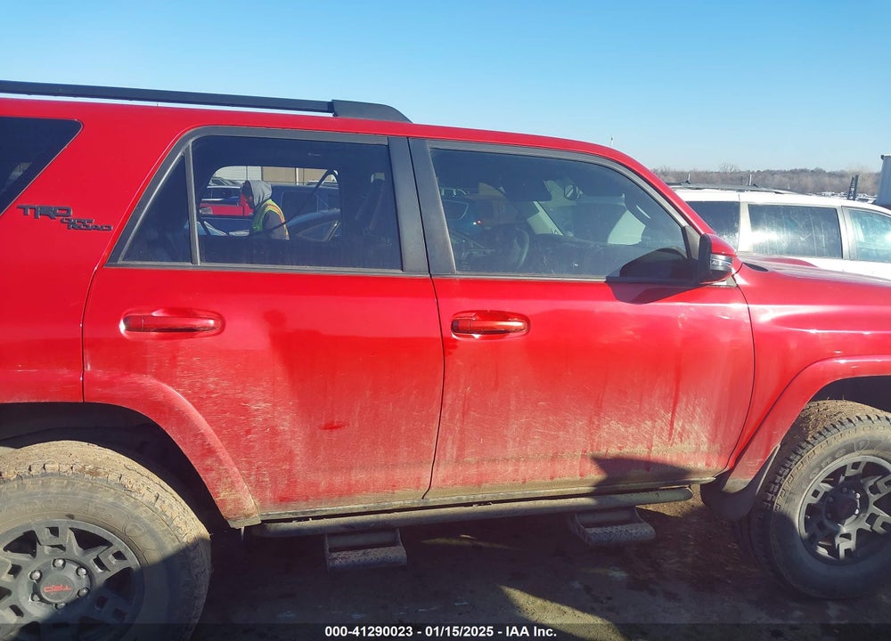 2019 TOYOTA 4RUNNER TRD OFF ROAD PREMIUM VIN: JTEBU5JR5K5613546