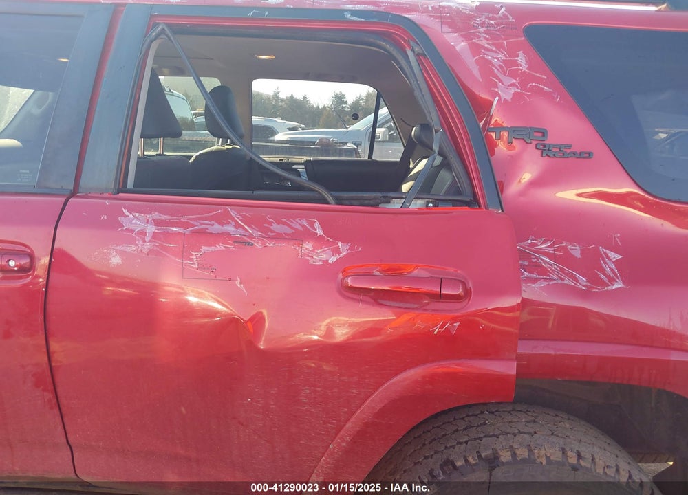 2019 TOYOTA 4RUNNER TRD OFF ROAD PREMIUM VIN: JTEBU5JR5K5613546