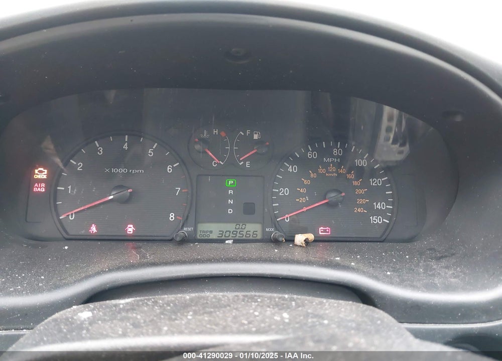 2003 HYUNDAI SONATA BASE W/2.7L V6 VIN: KMHWF25H73A801568