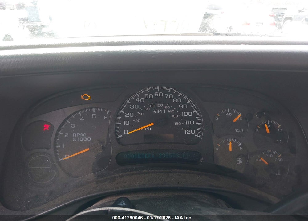 2005 CHEVROLET SILVERADO 1500 Z71 VIN: 2GCEK13T751181136