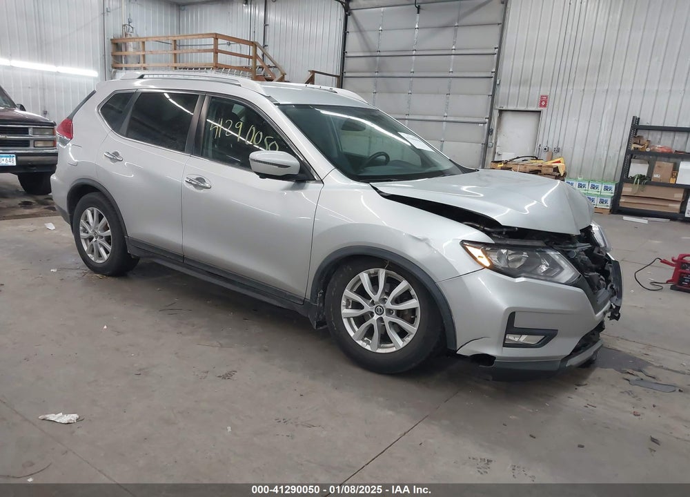 2017 NISSAN ROGUE SV VIN: KNMAT2MVXHP595097