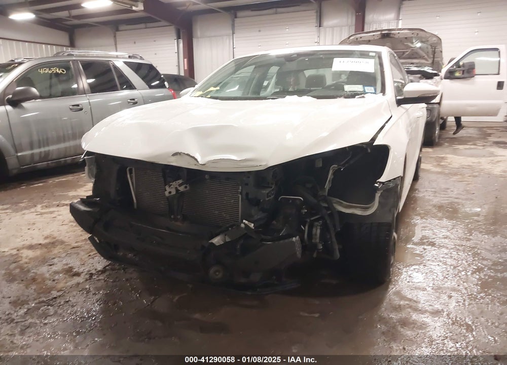 2020 VOLKSWAGEN PASSAT VIN: 1VWMA7A37LC021086