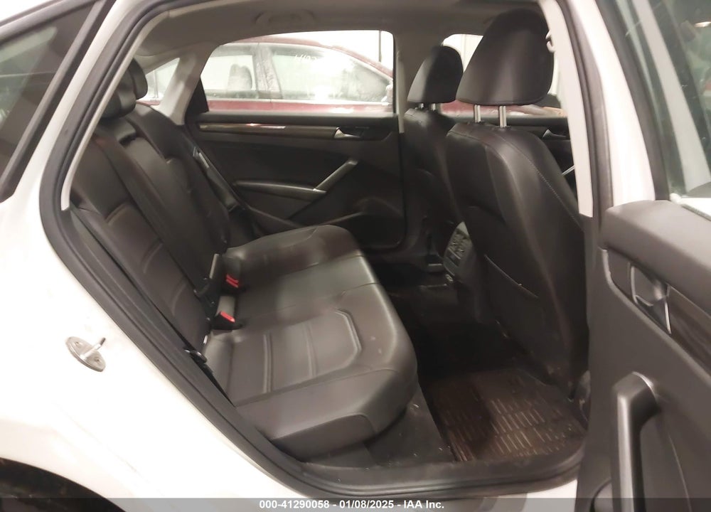2020 VOLKSWAGEN PASSAT VIN: 1VWMA7A37LC021086
