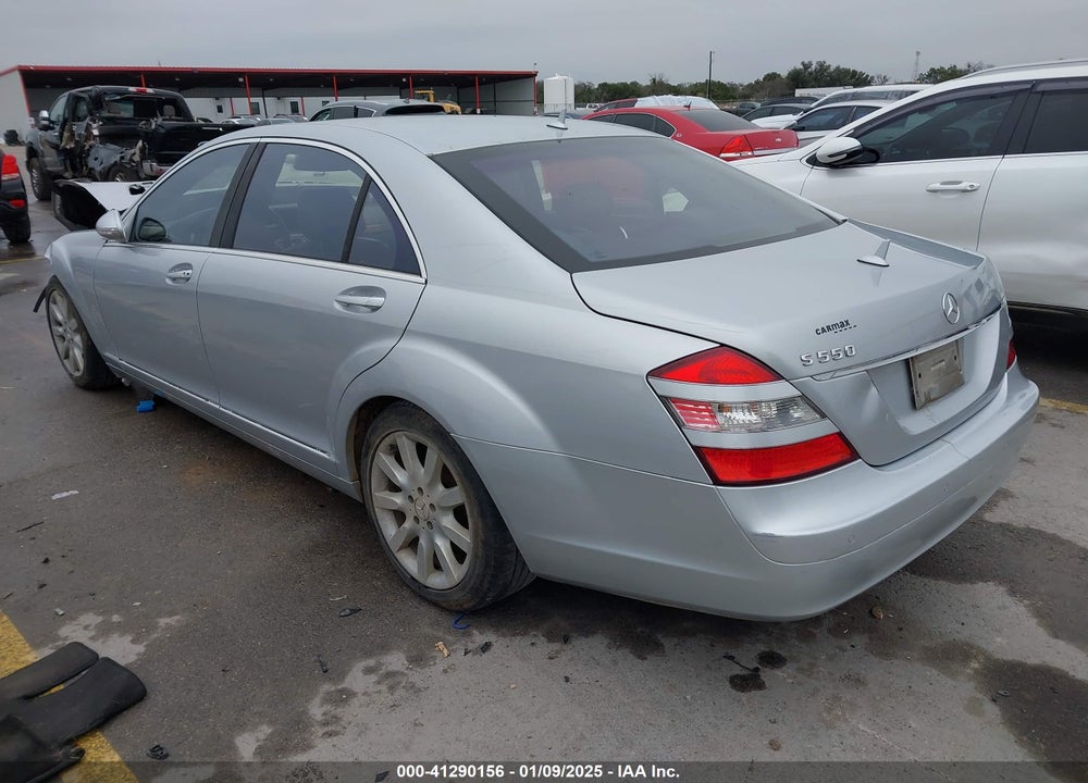 2007 MERCEDES-BENZ S 550 VIN: WDDNG71X67A026571