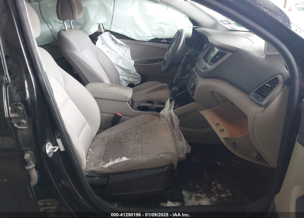 2018 HYUNDAI TUCSON SEL VIN: KM8J33A4XJU715985