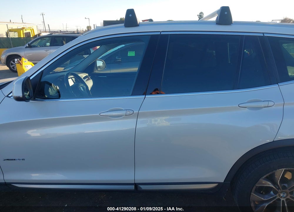 2017 BMW X3 XDRIVE28I VIN: 5UXWX9C36H0T16495