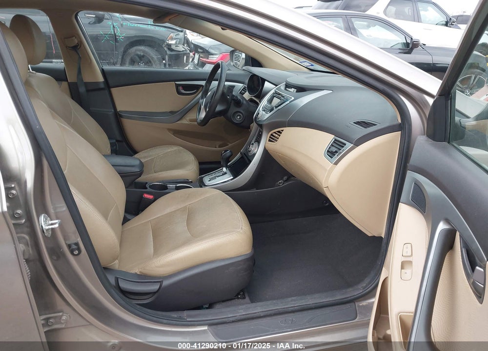 2012 HYUNDAI ELANTRA VIN: 5NPDH4AE0CH091595
