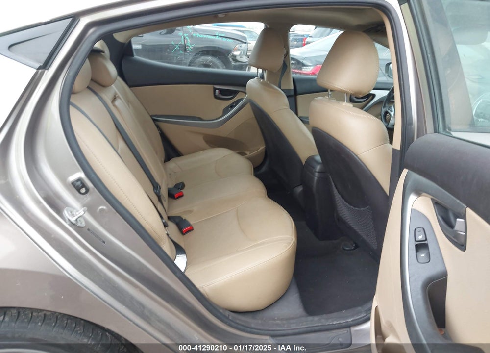 2012 HYUNDAI ELANTRA VIN: 5NPDH4AE0CH091595
