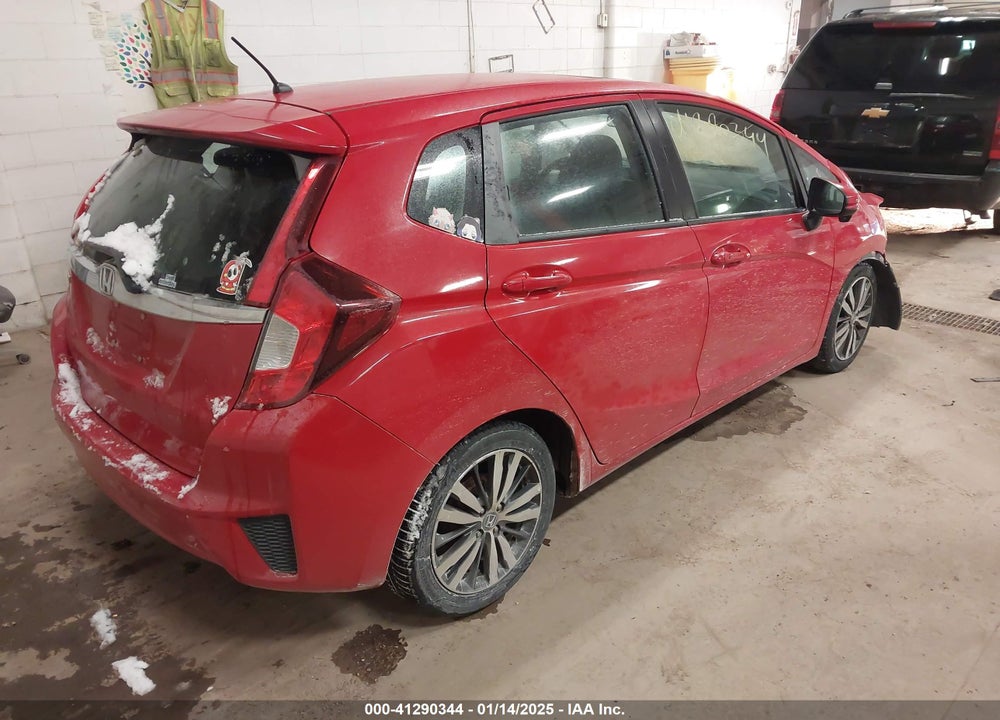 2015 HONDA FIT VIN: 3HGGK5H86FM700192