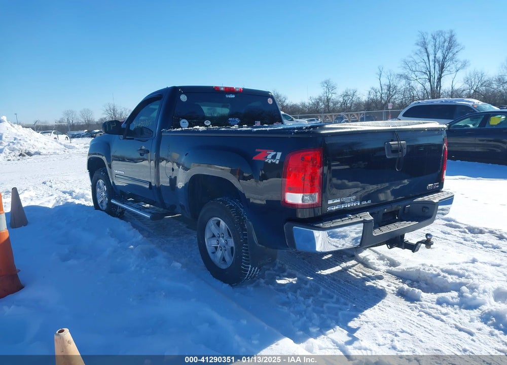 2011 GMC SIERRA 1500 SLE VIN: 1GTN2VE00BZ328393