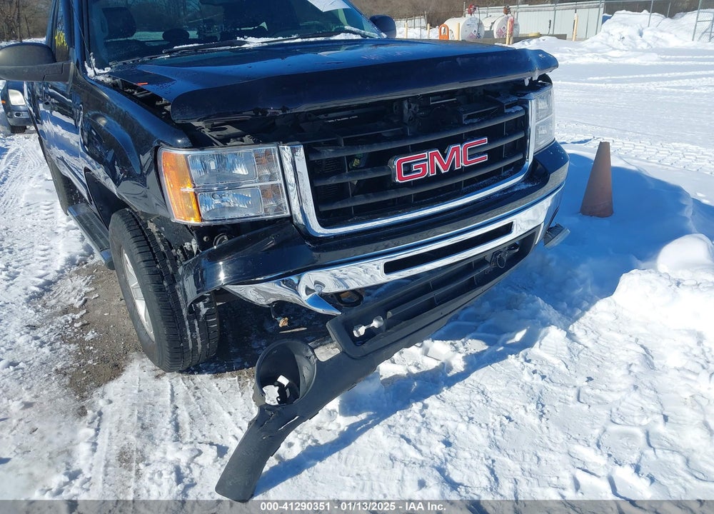 2011 GMC SIERRA 1500 SLE VIN: 1GTN2VE00BZ328393