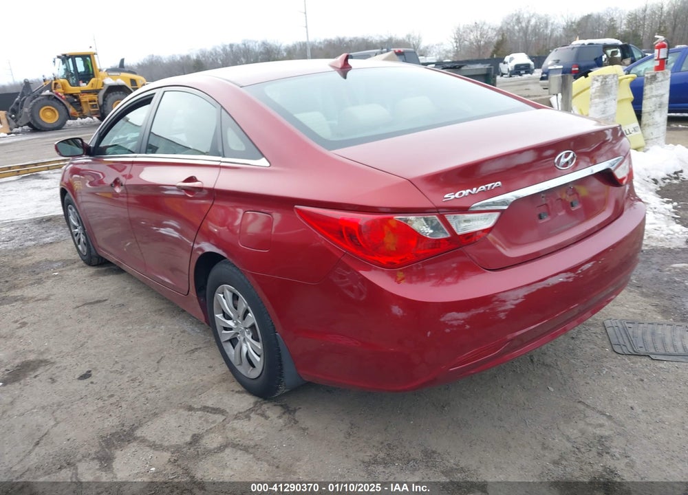2011 HYUNDAI SONATA GLS VIN: 5NPEB4AC7BH126183