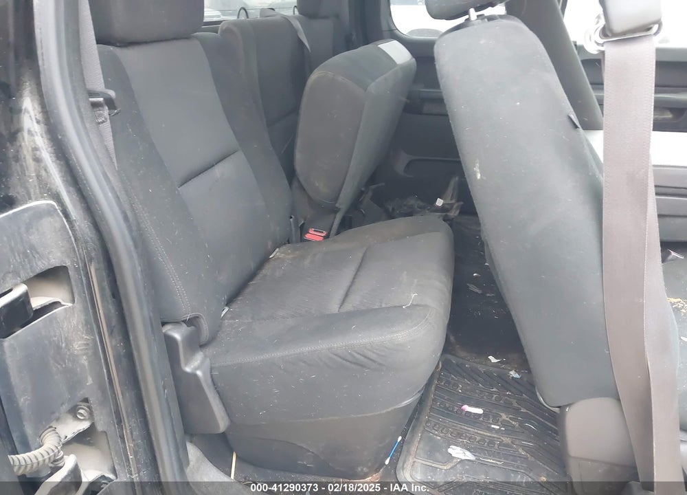 2011 CHEVROLET SILVERADO 1500 LT VIN: 1GCRKSE3XBZ443559