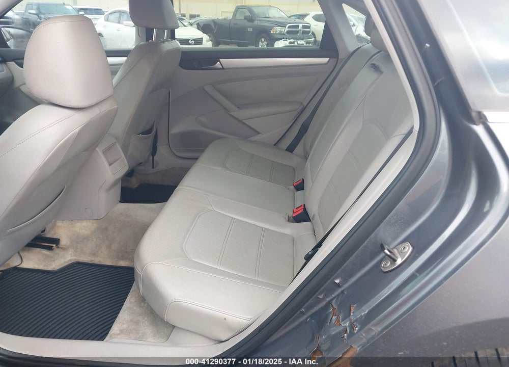 2012 VOLKSWAGEN PASSAT VIN: 1VWBH7A3XCC054344
