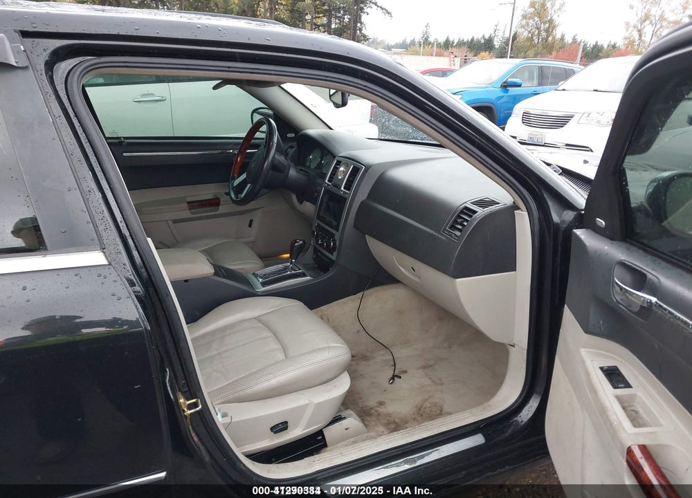 2005 CHRYSLER 300C VIN: 2C3AA63H25H657797