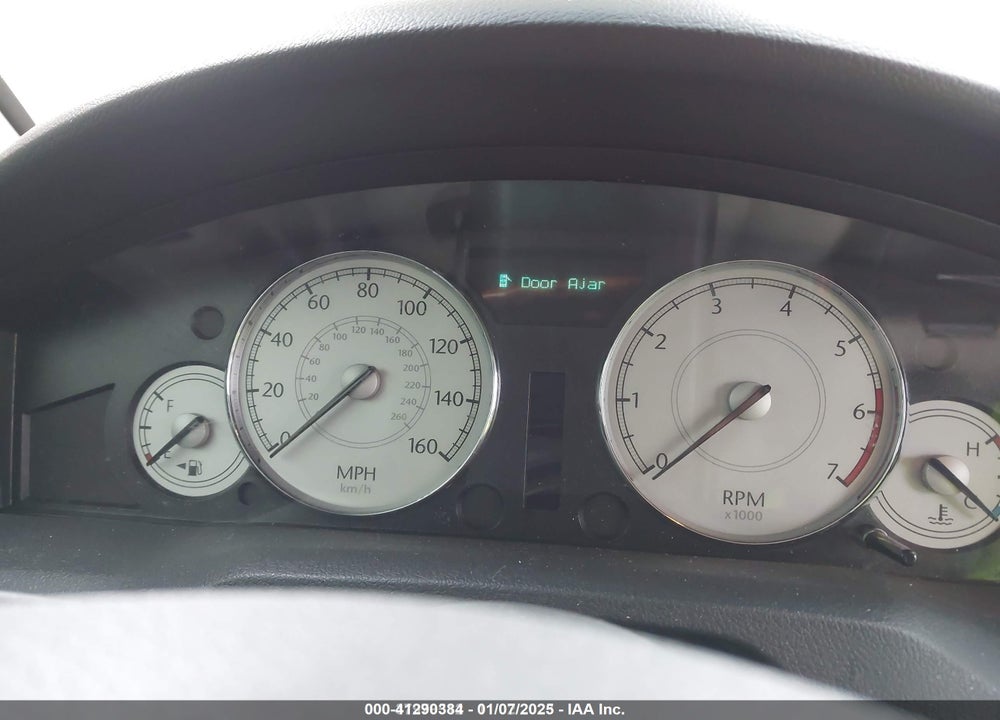 2005 CHRYSLER 300C VIN: 2C3AA63H25H657797