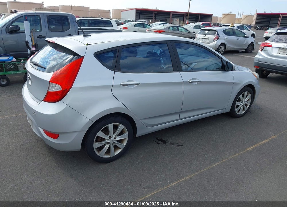 2012 HYUNDAI ACCENT VIN: KMHCU5AE7CU030632