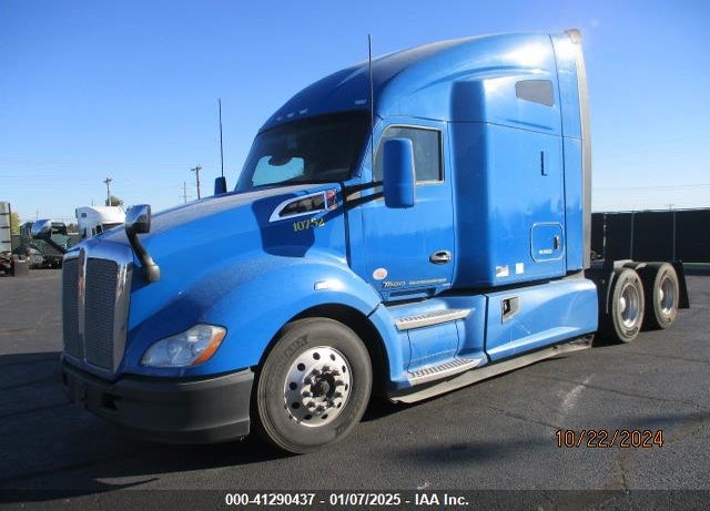 2018 KENWORTH T680 VIN: 1XKYDP9X6JJ205130