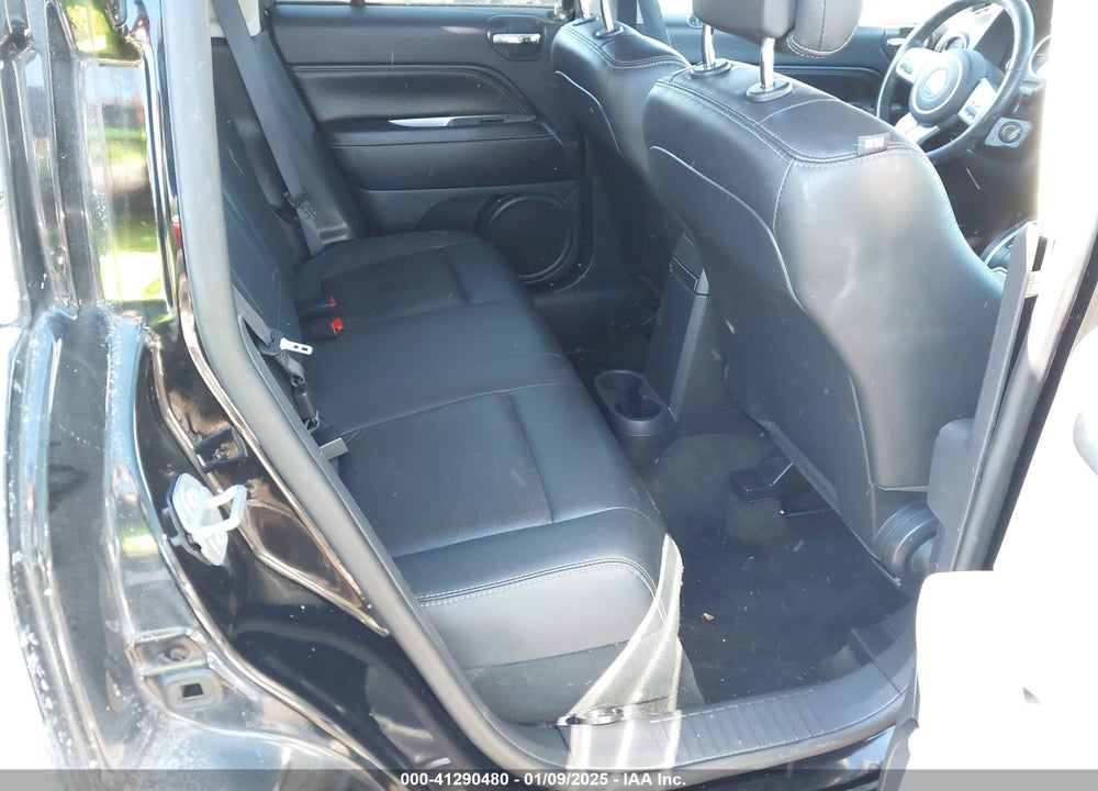 2017 JEEP COMPASS VIN: 1C4NJDEB5HD165566