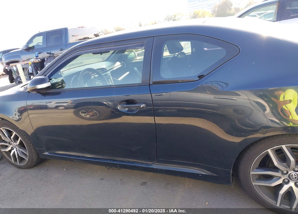 2015 SCION TC VIN: JTKJF5C77FJ009556