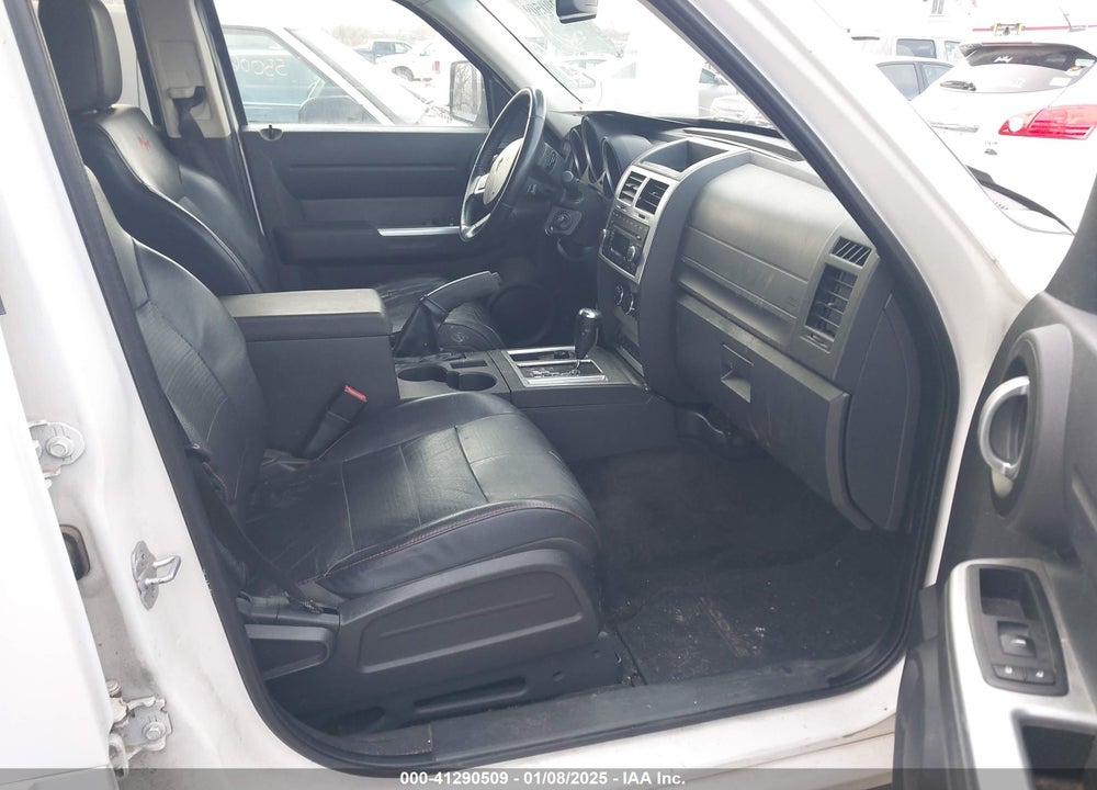 2007 DODGE NITRO SLT/RT VIN: 1D8GU58667W683758