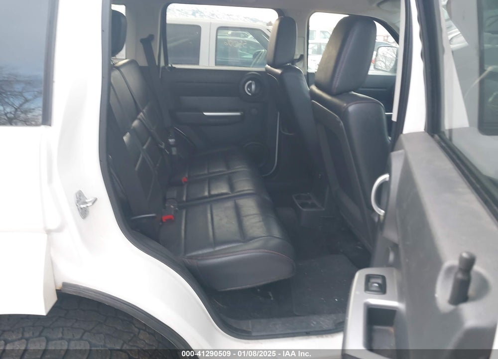 2007 DODGE NITRO SLT/RT VIN: 1D8GU58667W683758