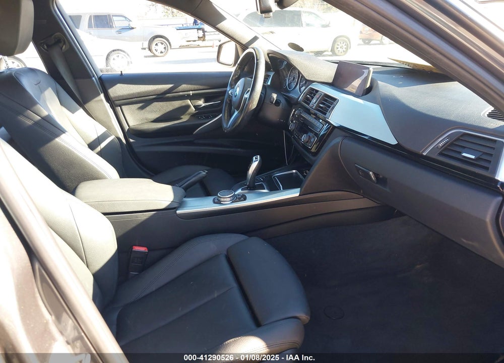2016 BMW 320I XDRIVE VIN: WBA8A3C58GK690178