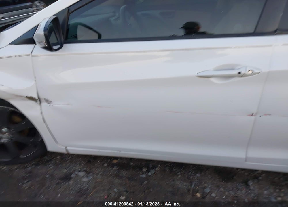 2013 HYUNDAI ELANTRA VIN: 5NPDH4AE5DH200358