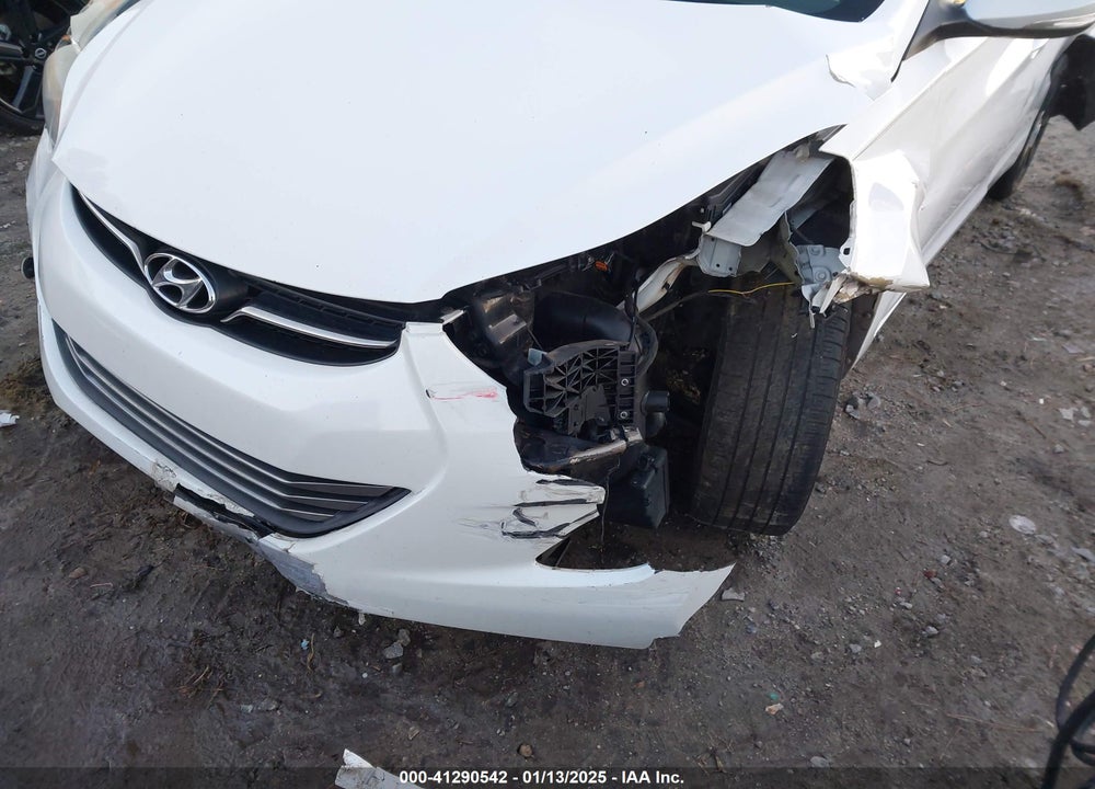 2013 HYUNDAI ELANTRA VIN: 5NPDH4AE5DH200358