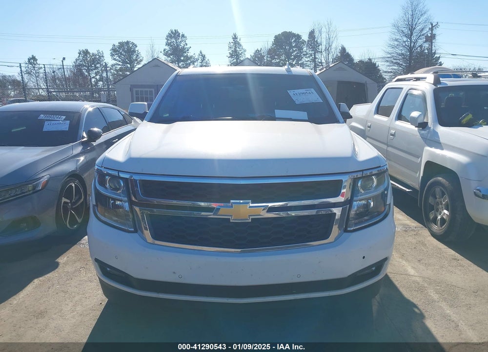 2020 CHEVROLET SUBURBAN 4WD LT VIN: 1GNSKHKC1LR202300