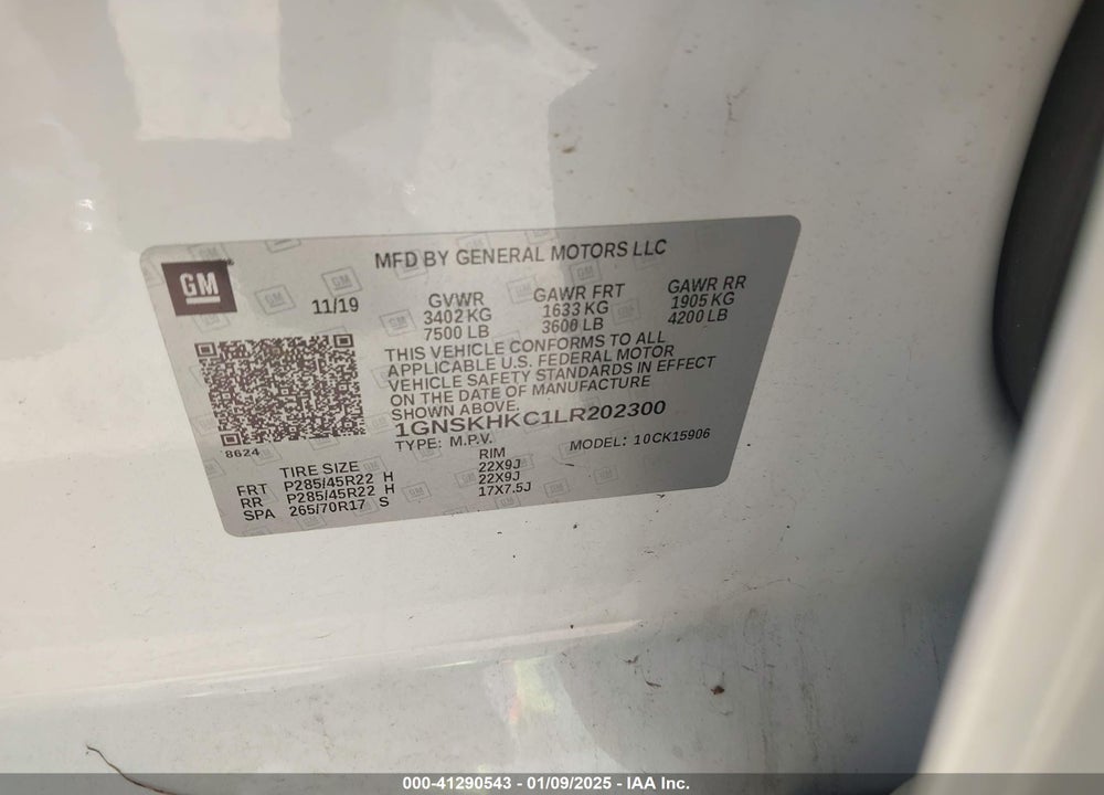 2020 CHEVROLET SUBURBAN 4WD LT VIN: 1GNSKHKC1LR202300