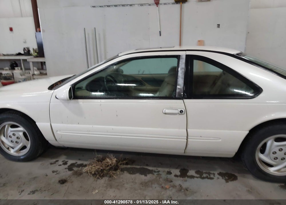 1997 FORD THUNDERBIRD LX VIN: 1FALP62W0VH121574