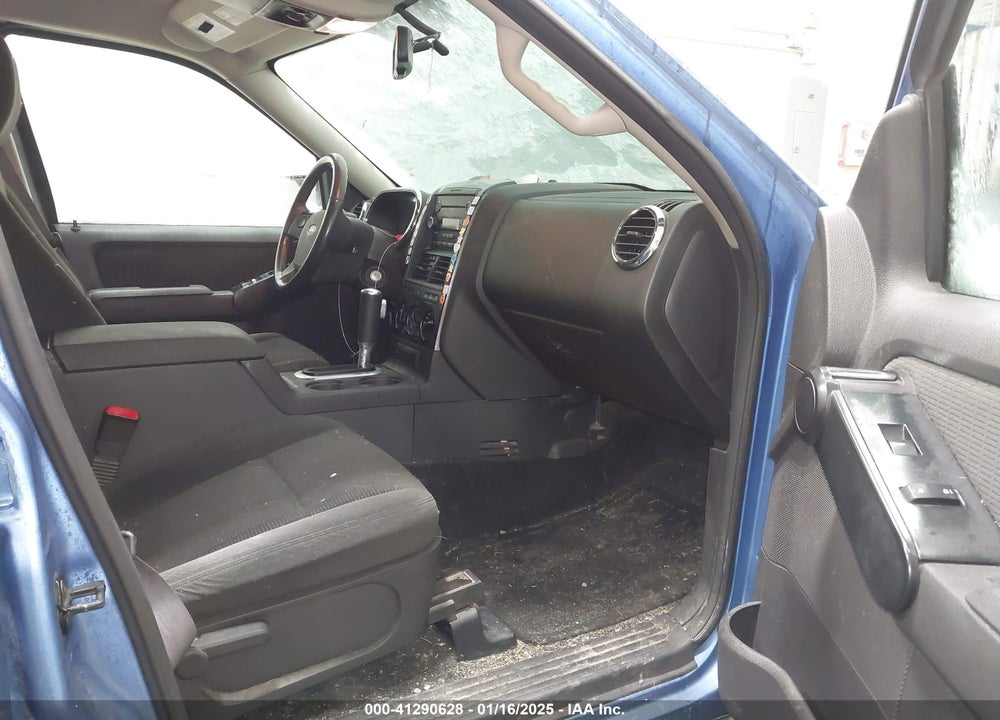 2009 FORD EXPLORER XLT VIN: 1FMEU73EX9UA20929