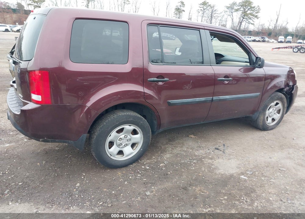 2015 HONDA PILOT LX VIN: 5FNYF4H25FB068626