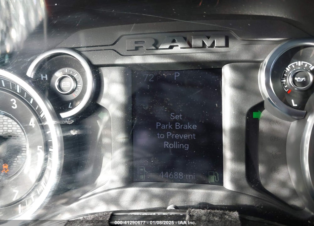 2022 RAM 1500 VIN: 1C6RREFG4NN425415