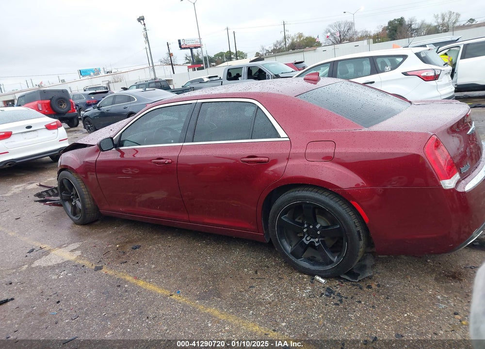 2016 CHRYSLER 300 VIN: 2C3CCAAG2GH343621