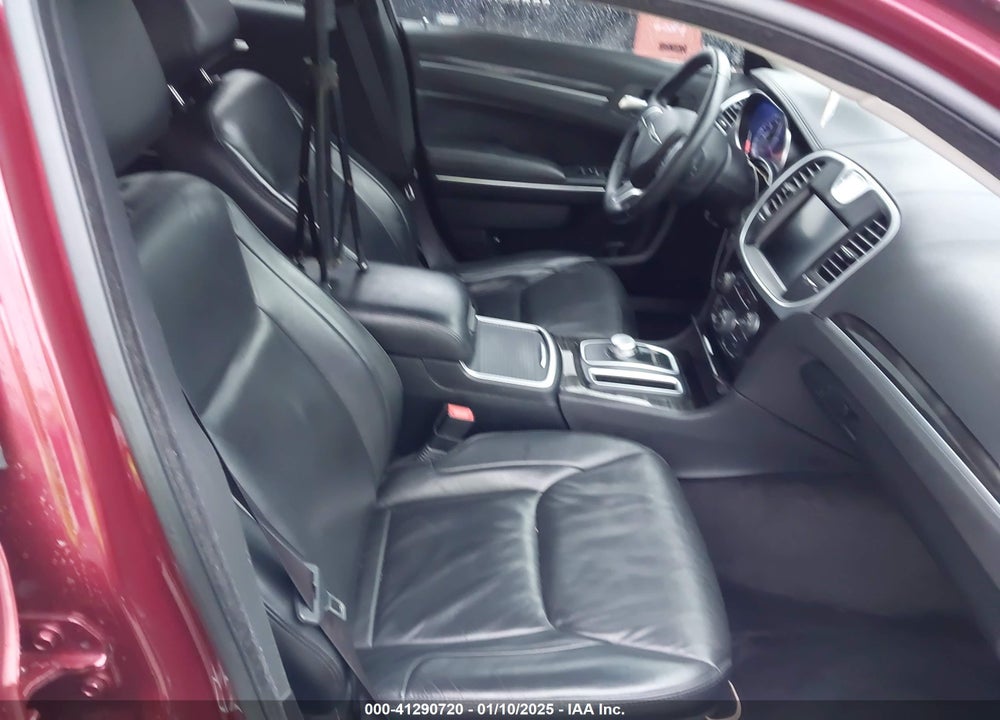 2016 CHRYSLER 300 VIN: 2C3CCAAG2GH343621