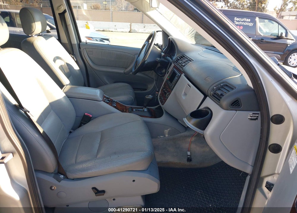 2001 MERCEDES-BENZ ML 320 VIN: 4JGAB54E51A274528