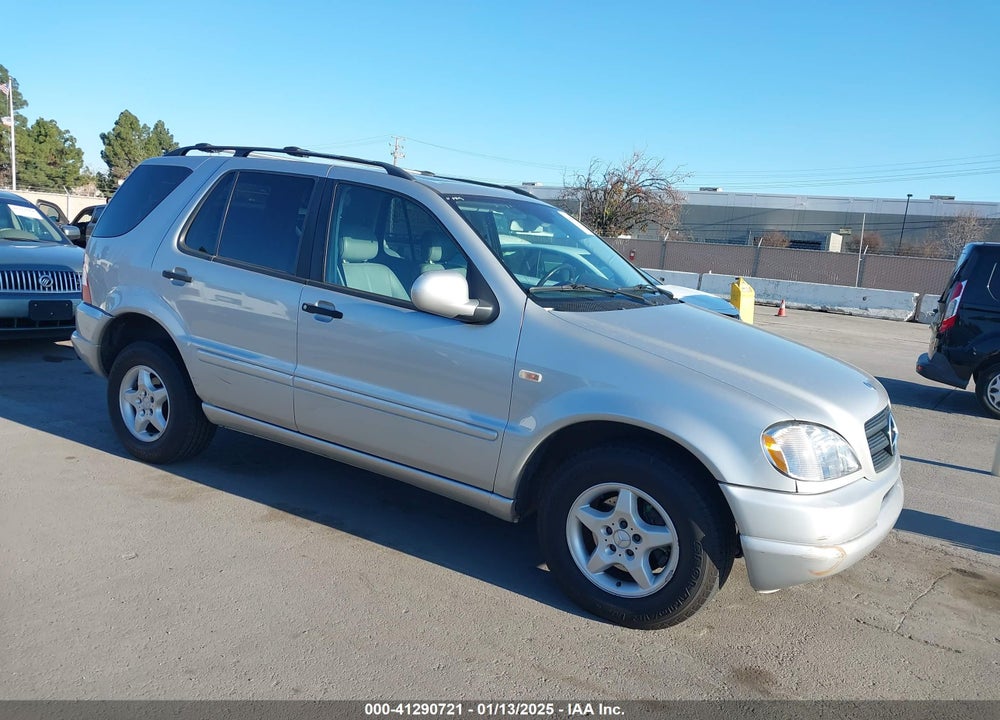 2001 MERCEDES-BENZ ML 320 VIN: 4JGAB54E51A274528