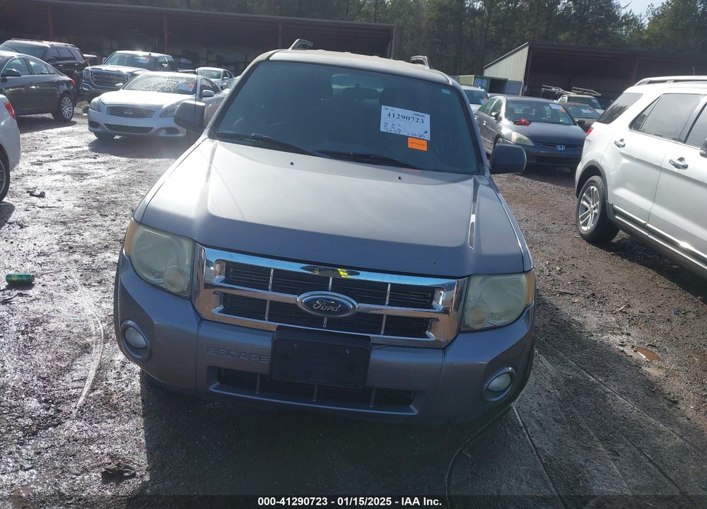 2008 FORD ESCAPE XLT VIN: 1FMCU93128KE29422