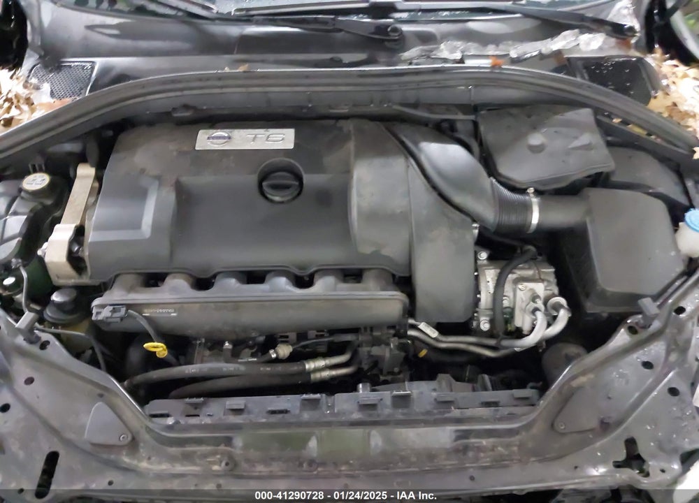 2013 VOLVO XC60 T6 VIN: YV4902DZ4D2411839
