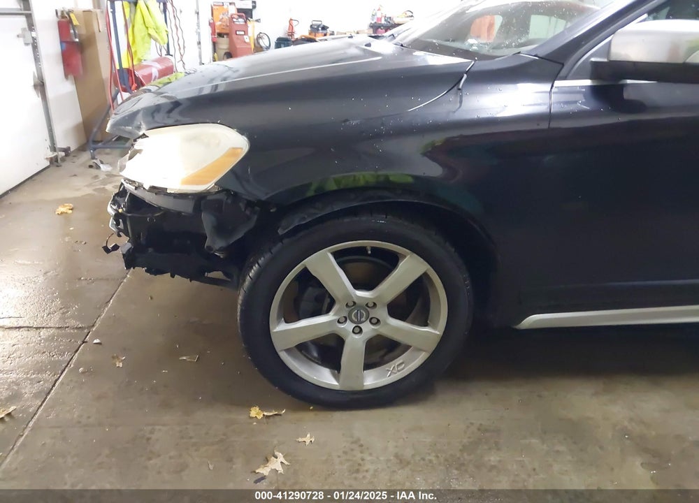 2013 VOLVO XC60 T6 VIN: YV4902DZ4D2411839