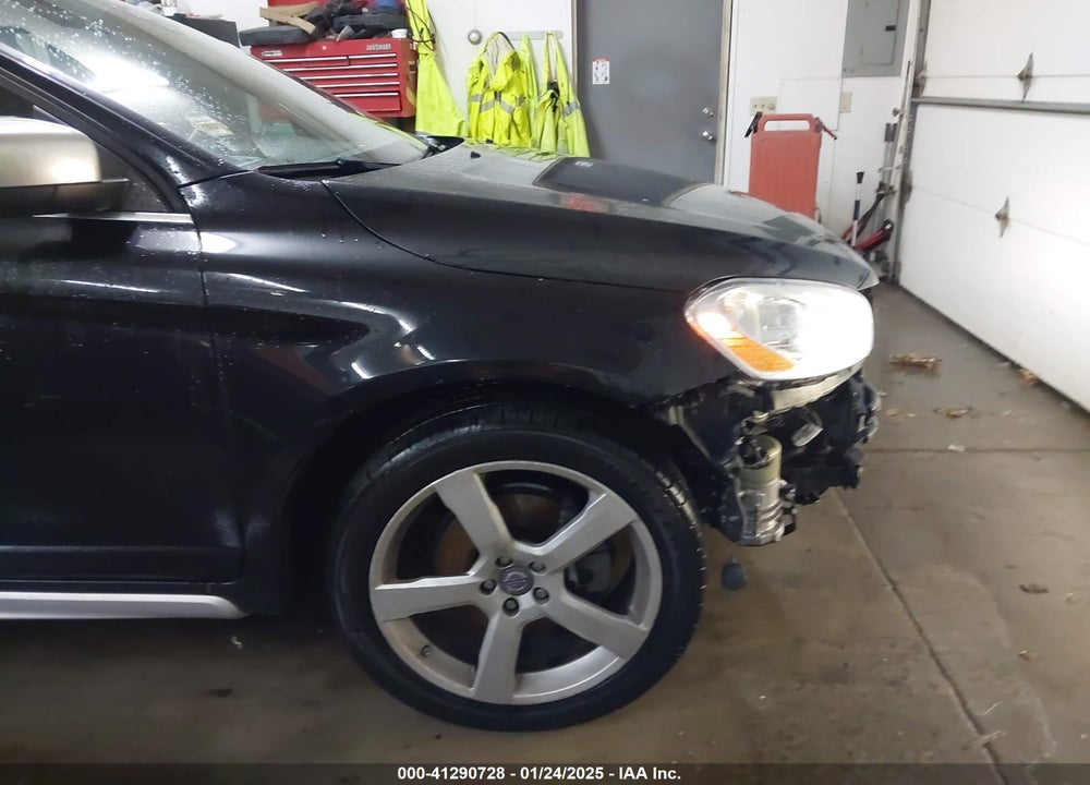 2013 VOLVO XC60 T6 VIN: YV4902DZ4D2411839