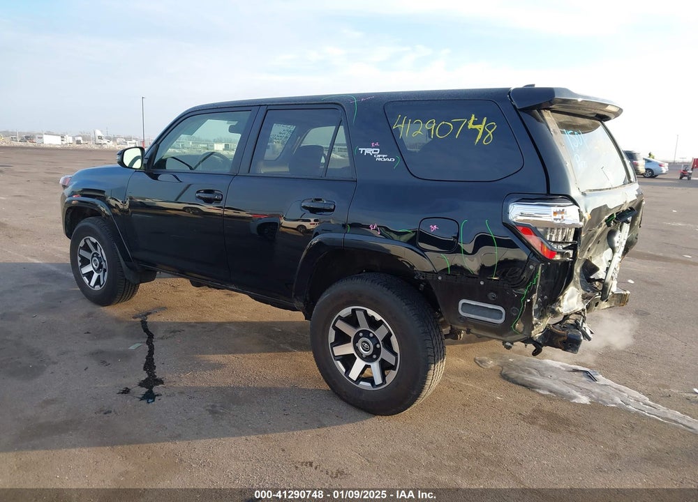 2023 TOYOTA 4RUNNER TRD OFF ROAD PREMIUM VIN: JTERU5JR8P6203503