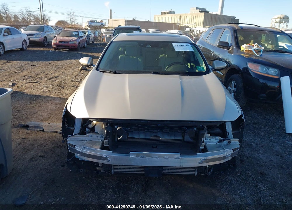2018 HONDA ACCORD VIN: 1HGCV1F95JA100781