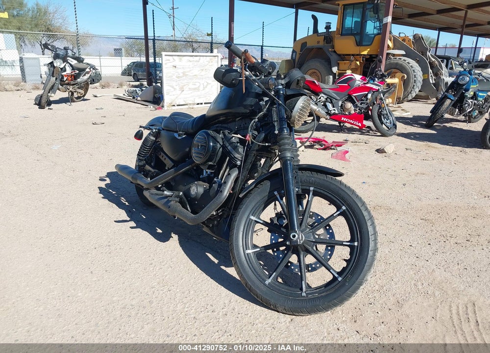 2018 HARLEY-DAVIDSON XL883 IRON 883 VIN: 1HD4LE217JC427363